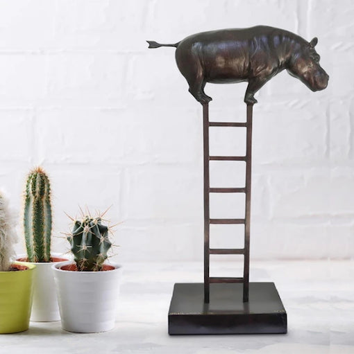 Hippo reaches new heights (ed. 4/15)